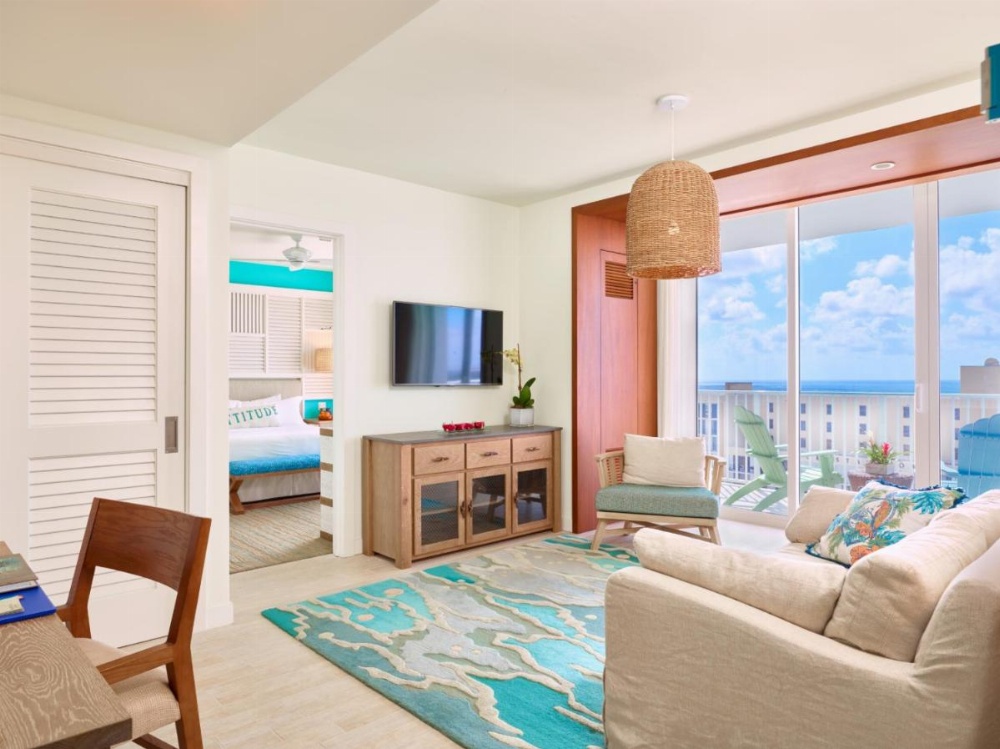 One-Bedroom King Suite Partial Ocean View